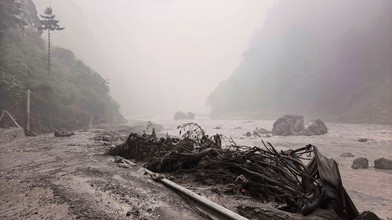 Fast 100 Tote und Hunderte Vermisste nach Sturzflut in Nepal