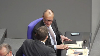 Umfrage: Politiker-Beleidigung soll Straftat bleiben