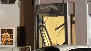 Geldautomat in Kelkheim gesprengt - Täter noch flüchtig