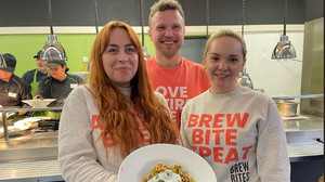 Weltpremiere: Pflanzliches Hack aus Biertreber in Gießen Uni-Mensa