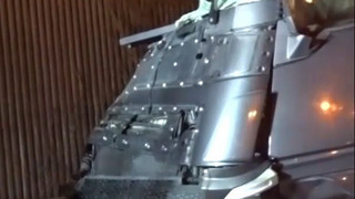 Lkw prallt in Baustelle: Langer Stau auf A3 bei Wiesbaden