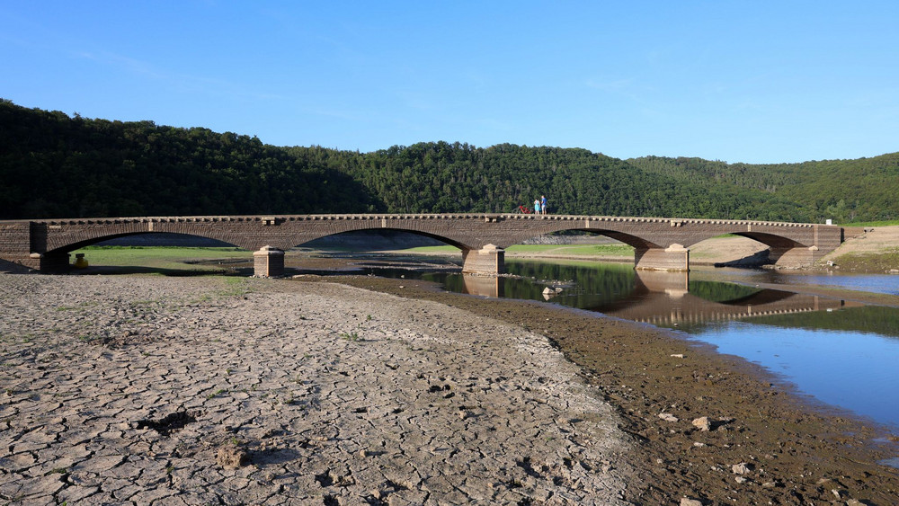 Niedrigwasser im Edersee