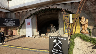Tunnel-Bau in Cornberg: Neue Röhre ist durch