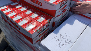 Großspende für osthessische Tafeln: Auch Geflüchtete werden versorgt