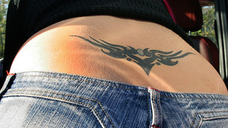 Verrückte Bilder aus den 90ern: SMS, Talkshows und Arschgeweih