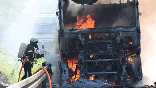 Auf A4 bei Wildeck-Hönebach: LKW vollständig ausgebrannt