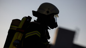 Wohnungsbrand in Offenbach: Mann mit Rauchgasvergiftung gerettet