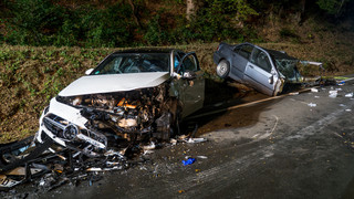 Braubach: Auto wird bei Unfall in zwei Teile gerissen