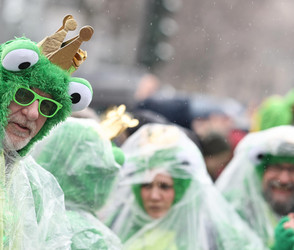 Viel Regen in Hessen: Wird Fastnacht ins Wasser fallen?