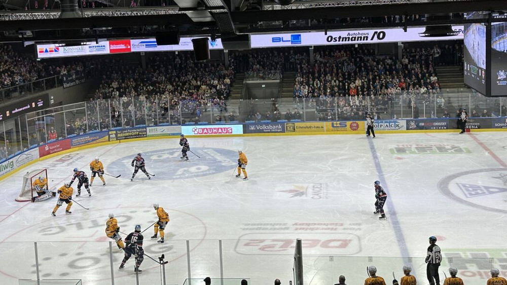 Neben der umgebauten Nordhessen Arena soll die zweite Eisfläche entstehen.