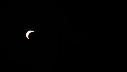 Sonnenfinsternis über Europa - Millionen verfolgen Himmelsschauspiel in Deutschland