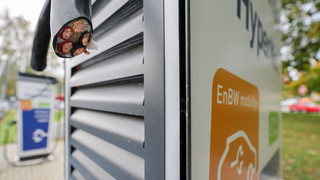 Ladesäulen-Schutz: Neue Technologie wehrt Vandalismus ab