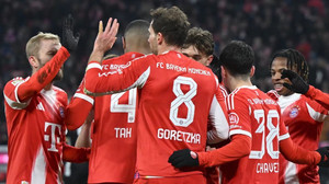 Kantersieg zu Kompanys Jubiläum: FC Bayern fertigt Wolfsburg 8:1 ab