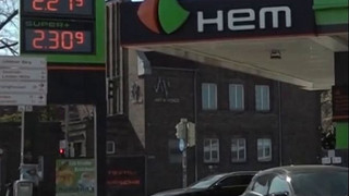 Schneller als bei den Nachbarn: Benzinpreis steigt