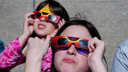 Totale Sonnenfinsternis über Europa: Das passiert beim Jahrhundertereignis