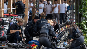 Drogenabhängiger hat in Frankfurt Polizisten angegriffen