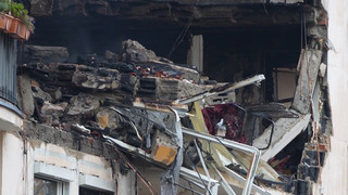 Zwei Tote, viele offene Fragen: Ermittlungen nach Explosion in Regensburg dauern an