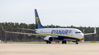 Ryanair verzeichnet Gewinnrückgang: Ticketpreise 15 Prozent gesunken