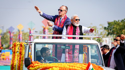 Merz zu Gast bei Bosch in Indien