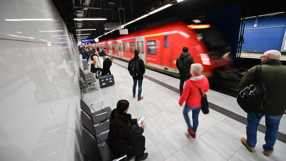 Flughafen-Regionalbahnhof wird modernisiert