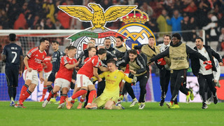 Irrsinn in Lissabon: Torhüter-Tor sichert Benfica die Play-offs
