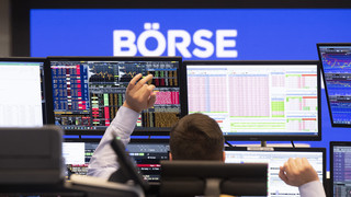 Dax dicht am Rekordhoch bei dünnen Umsätzen