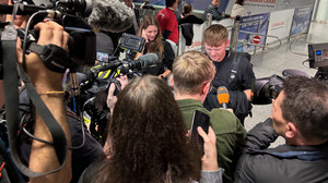 Nahost-Urlauber: Erstes Flugzeug in Frankfurt gelandet