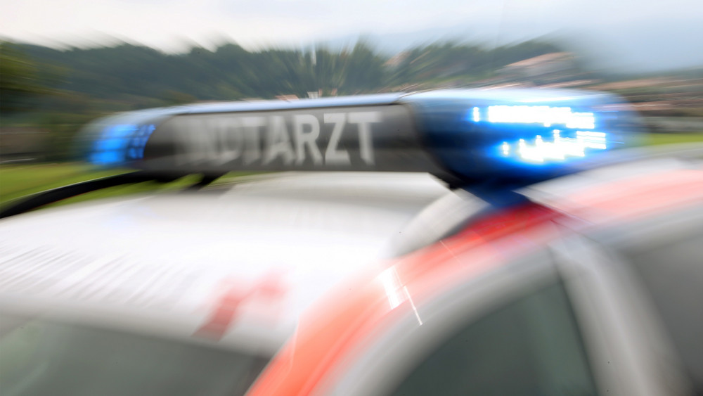 In Gelnhausen ist ein Kind von einem Auto angefahren und schwer verletzt worden. 