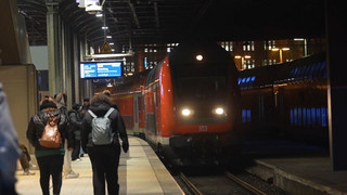 Schnellere Daten und KI: Bahn plant bessere Reiseinfos