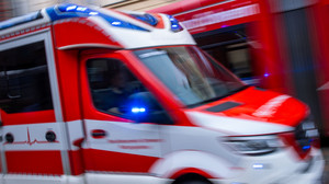 Fußgänger in Griesheim von Straßenbahn erfasst