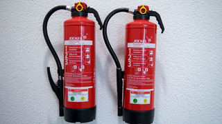 Wiesbadener Kaufhausbrand: Flammen schnell unter Kontrolle