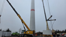 Tödliches Unglück an Windrad in Birstein: Absturz am Windrad