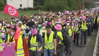 AfD-Parteitag: Zehntausende protestieren in Erfurt