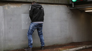 Neuer Bußgeldkatalog in Frankfurt: 300 Euro Strafe fürs Wildpinkeln