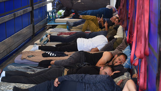 Lkw-Fahrer beenden Hungerstreik in Gräfenhausen an der A5