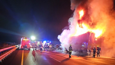 A7 bei Witzenhausen nach Unfall mit Säure-LKW frei