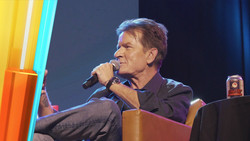 Charlie Sheen meldet sich zurück – ganz ohne Skandal!