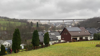 A45-Brücke bei Siegen gesprengt