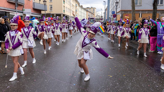 Kreuz & Quer am 11. Februar - Helau, Alaaf, Föllsch Foll – Hinein!