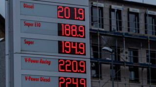 Benzinpreis fällt auf Jahrestief - auch Diesel günstiger