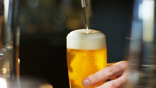 Bierdurst lässt nach - 1,4 Milliarden Liter weniger gebraut