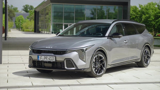 Kia K4 Core - Komfort und Sicherheit durch maßgeschneiderte Pakete