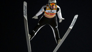 Tournee-Auftakt: Prevc gewinnt - Hoffmann profitiert von Disqualifikation