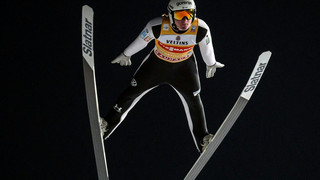 Tournee-Auftakt: Prevc gewinnt - Hoffmann profitiert von Disqualifikation