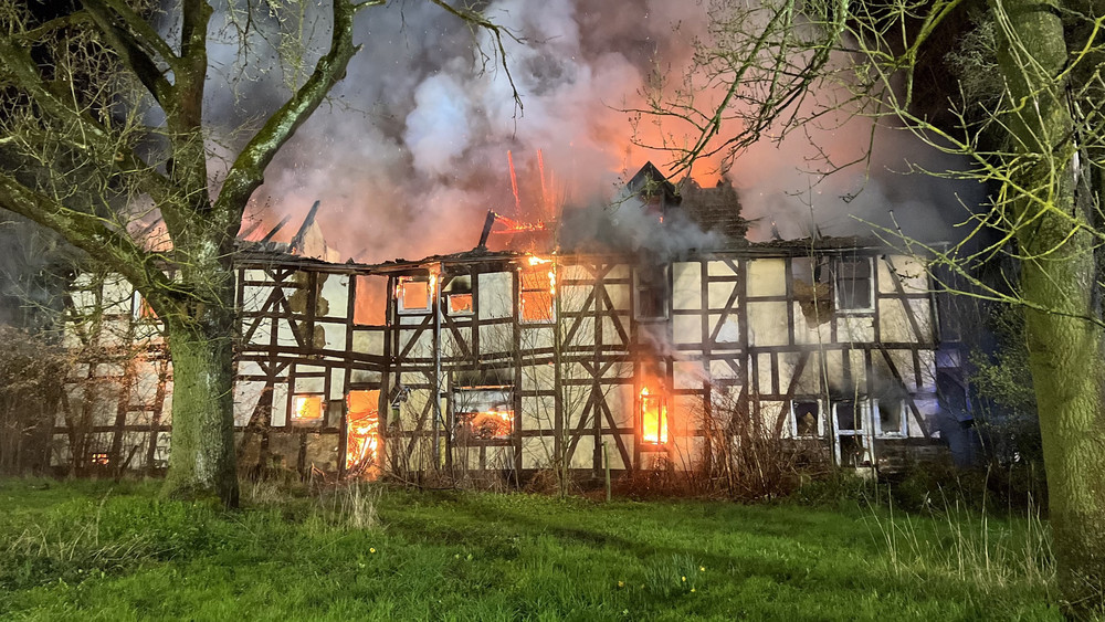 Das Haus des Kannibalen von Rotenburg war im April abgebrannt. Jetzt gibt es offenbar Kaufinteressenten für das Grundstück