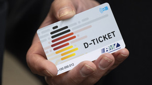 Deutschlandticket 2025 gesichert: SPD, Grüne und Union einig