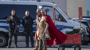 Vorfreude auf Fastnachts-Zug Klaa Paris in Frankfurt