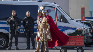 Vorfreude auf Fastnachts-Zug Klaa Paris in Frankfurt