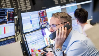 Dax startet mit kräftigem Plus