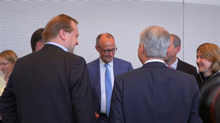 Nach Spahn-Rücktritt: Merz baut Regierung und CDU-Führung um